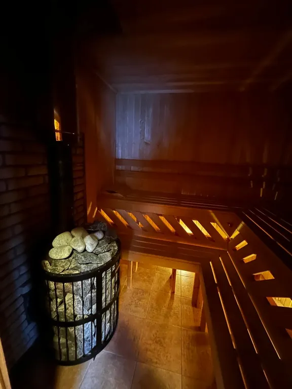 Коттедж Уютный коттедж у озера Донцо,Баня.Гриль-домик.Памятник природы. — Волосово