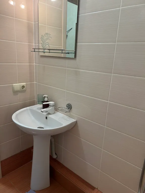 Просторная квартира-студия на берегу моря