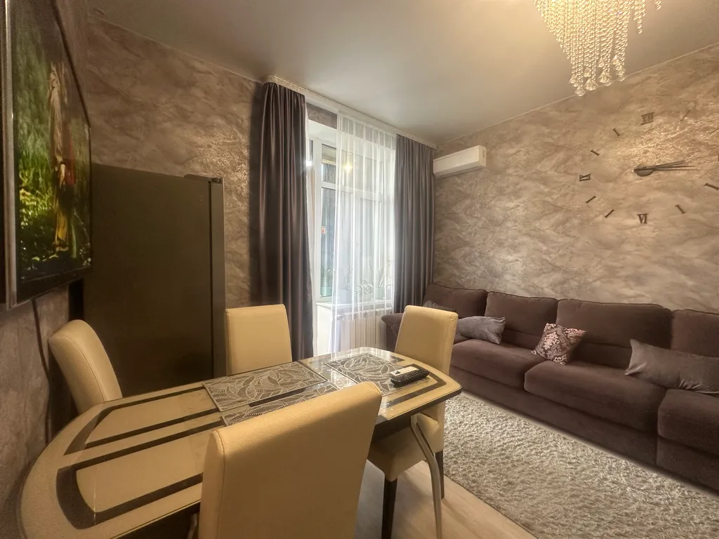 Шикарная новая трёхкомнатная квартира комфорт класса