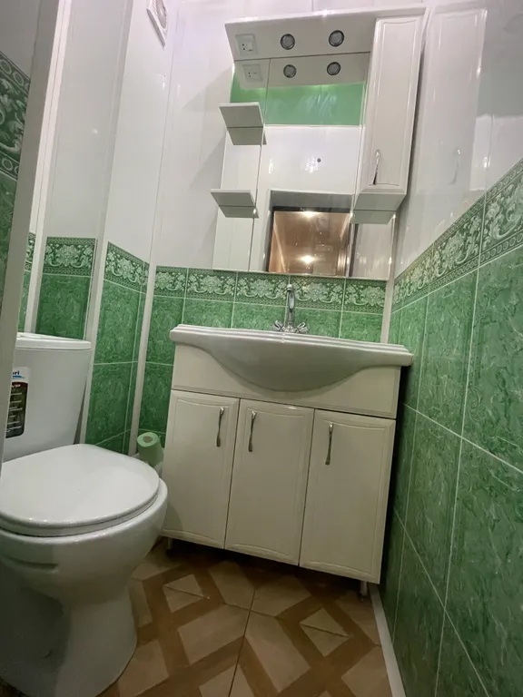 2-комнатная квартира с хорошим ремонтом в новом доме