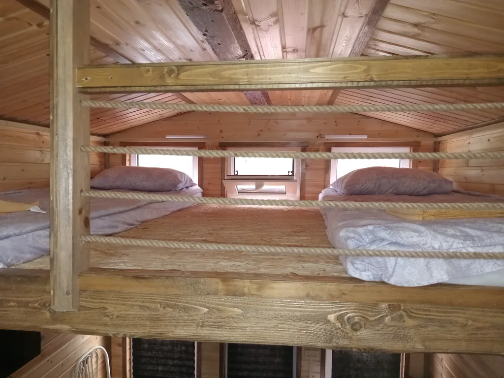 Уютный дом на берегу озера в Мочохе