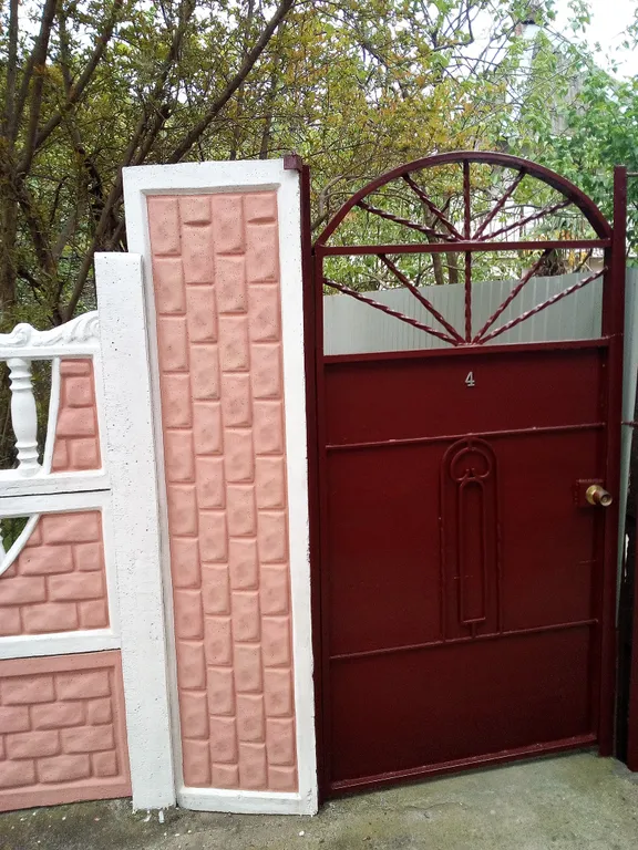 Квартира Уютная комната рядом с морем — Лоо