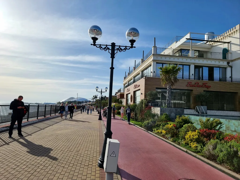 На самом берегу моря квартира для Вашей семьи