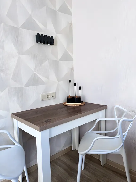 Современная студия в тихом районе, с отличным ремонтом