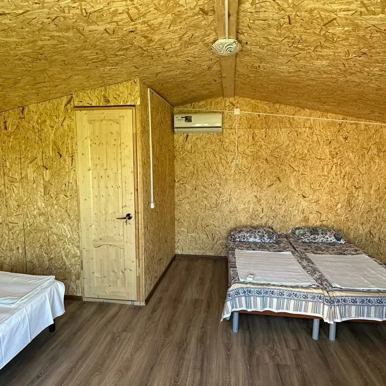 Коттедж Домик с удобствами — Сухум