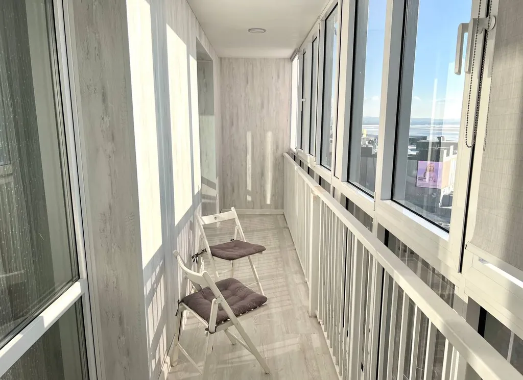 Вернисаж на Броско командированным и туристам города до 4 человек