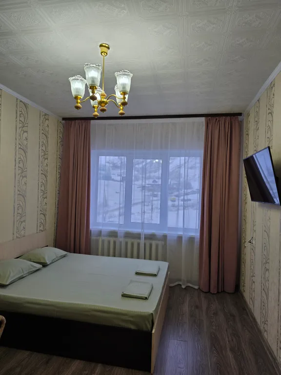 Первый дом у склона с видом на BigWood