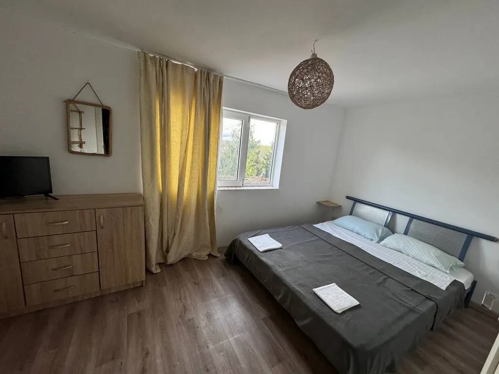 Коттедж Дом с бассейном и баней рядом с лучшим песчаным пляжем в Орловке — аренда посуточно в Осипенко