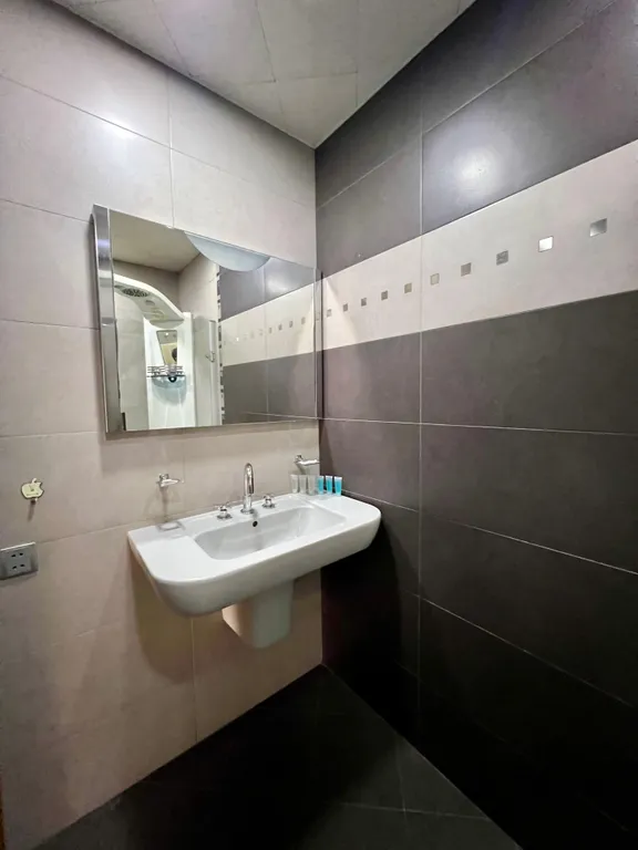 Cosy 2 Bdr Apartment by Centric