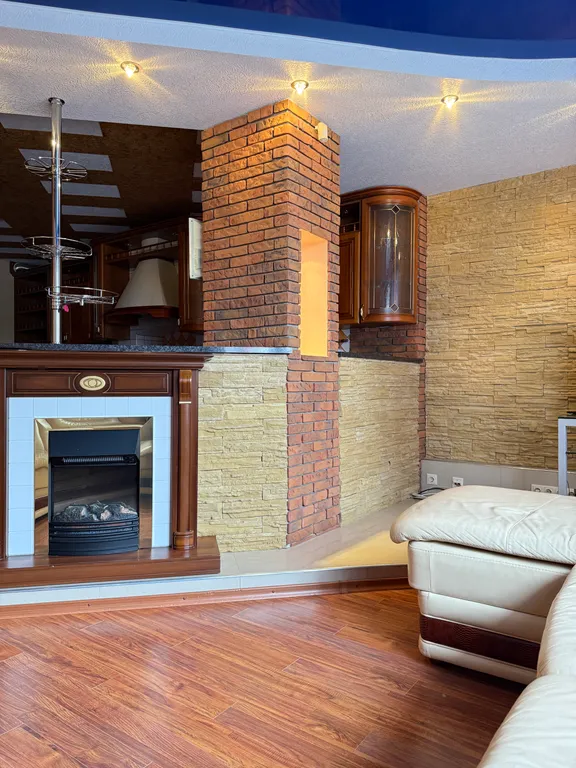 Просторная квартира в верхней части города