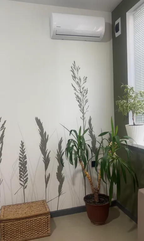 Уютная комната во дворе частного дома