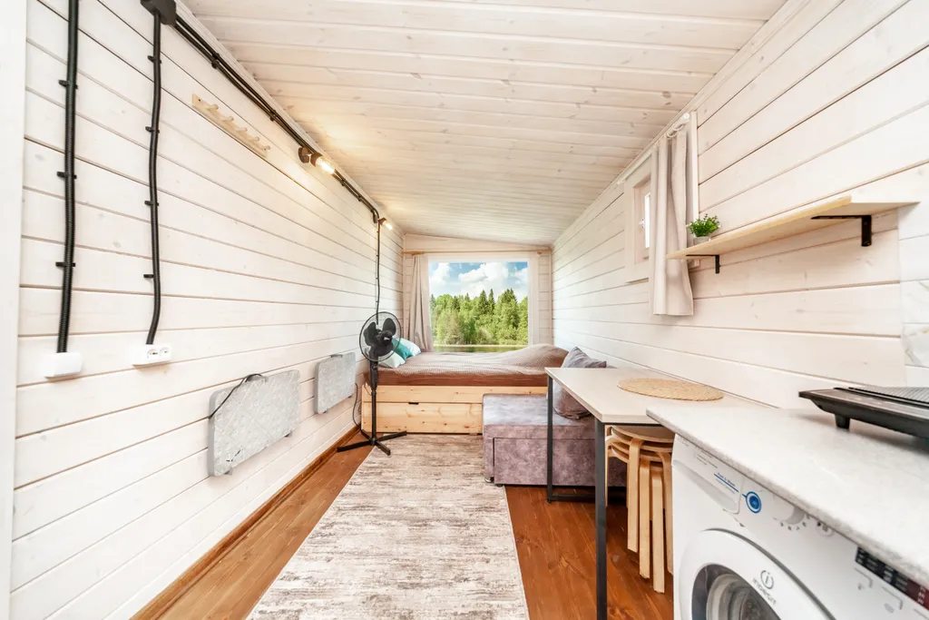 Домик на двоих с панорамным окном №3