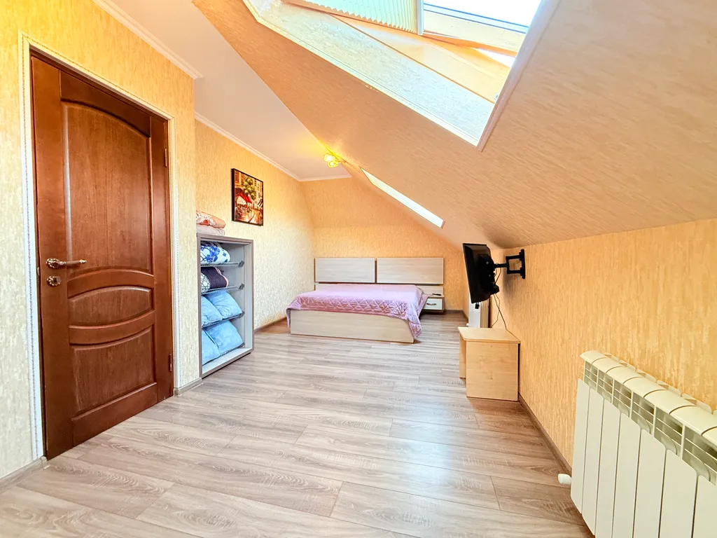 Уютный гостевой коттедж в курортной зоне города