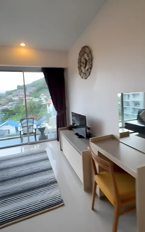 Студия с восхитительны видом на горы, Карон