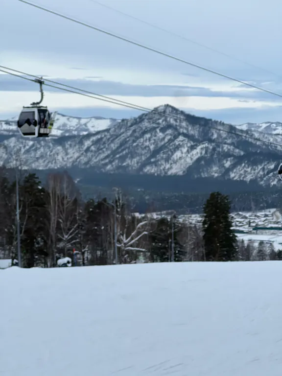 Дом благоустроенный с видом на гору