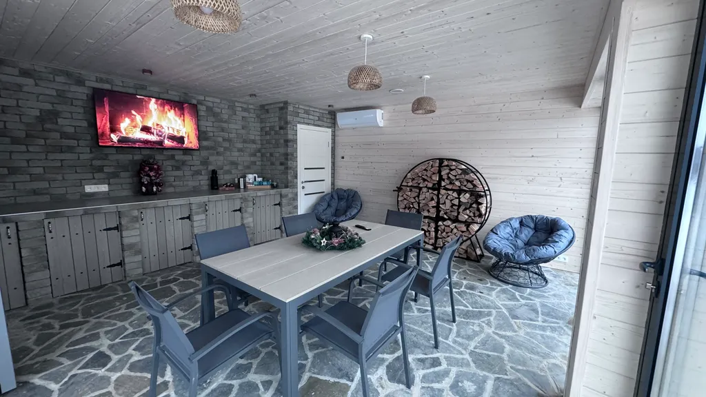 Дом с баней, сибирским чаном и теплой панорамной беседкой