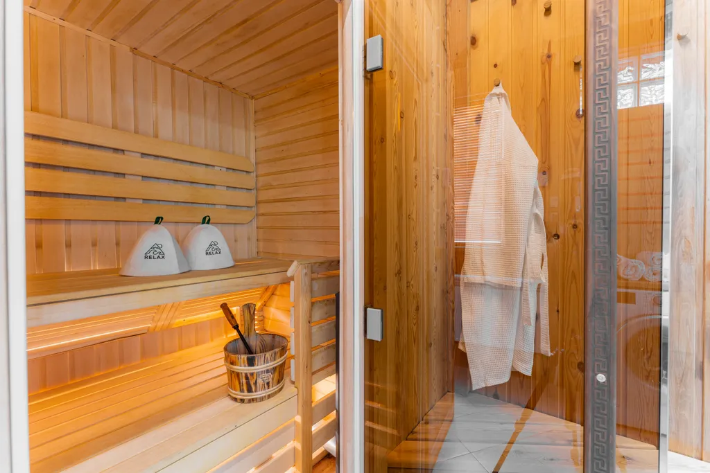 Дом Релакс'Ель с природным шармом рядом с Москвой и горячей джакузи