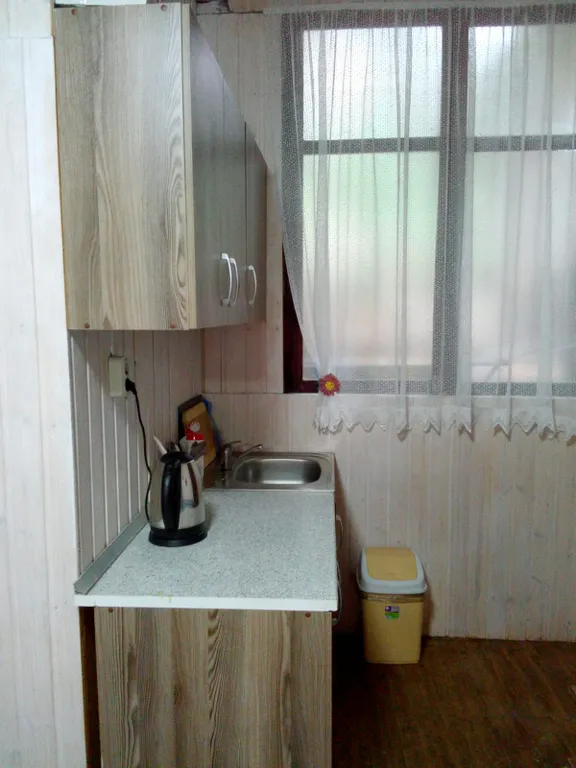 Уютный двухкомнатный домик в лесу