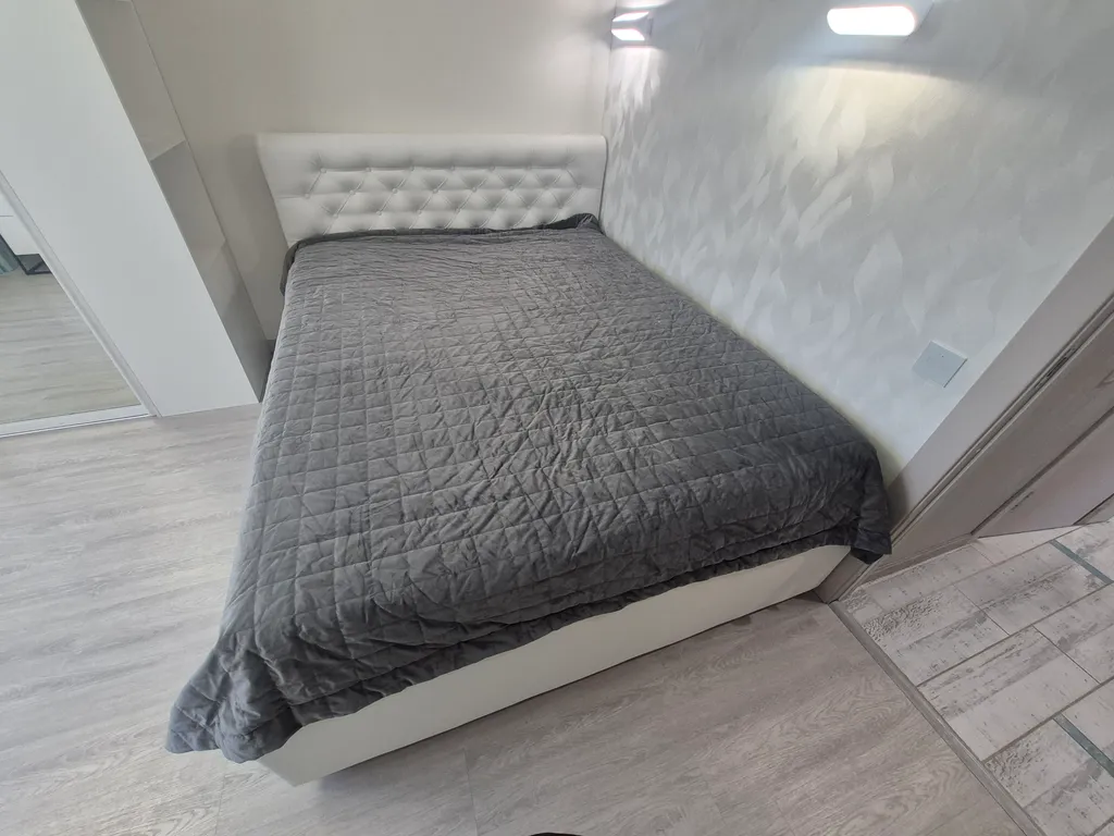 Уютная квартира с большим балконом и живописным видом на набережную