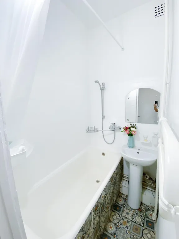 Квартира Светлая квартира на Чистых Прудах — Москва