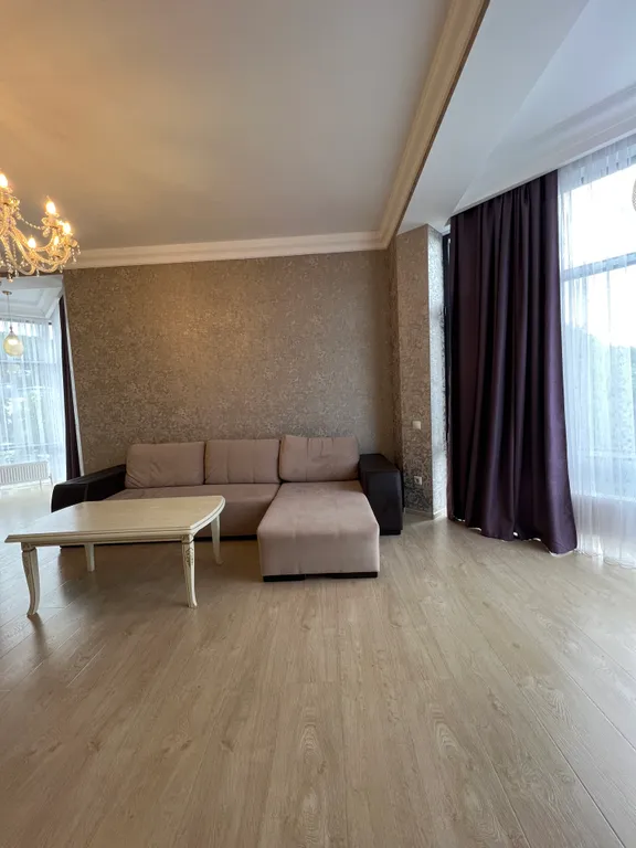 Просторная квартира в ЖК Green Park