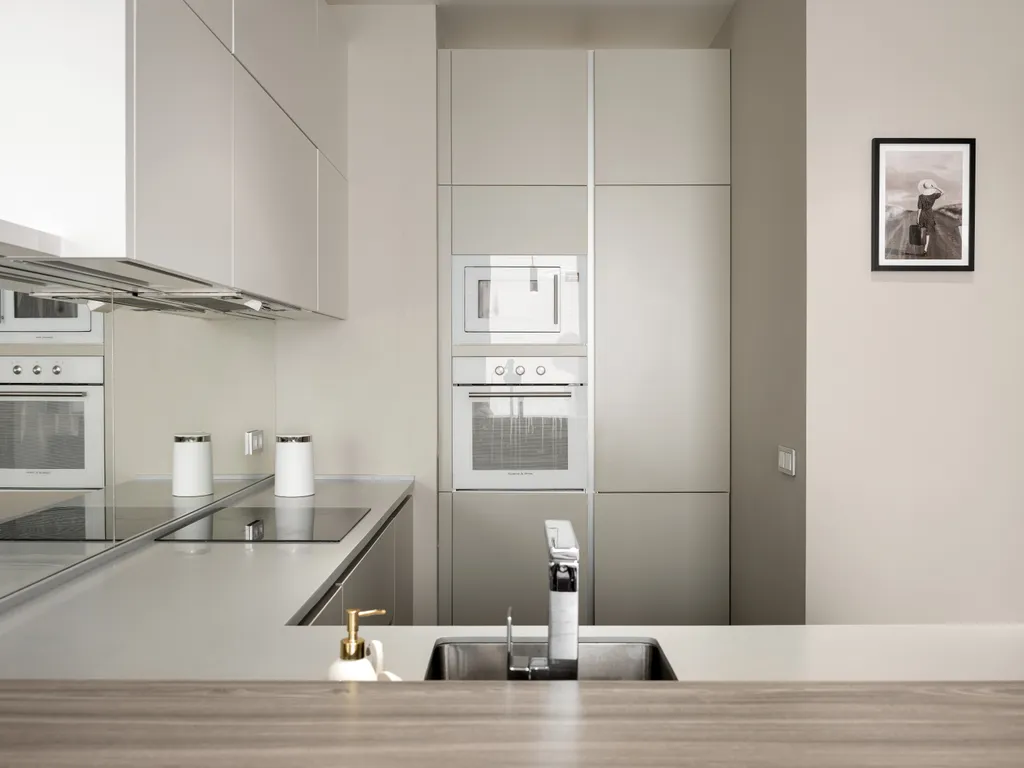 Neva Navi 36 этаж 65 м2. Панорамный вид. Шикарные закаты.