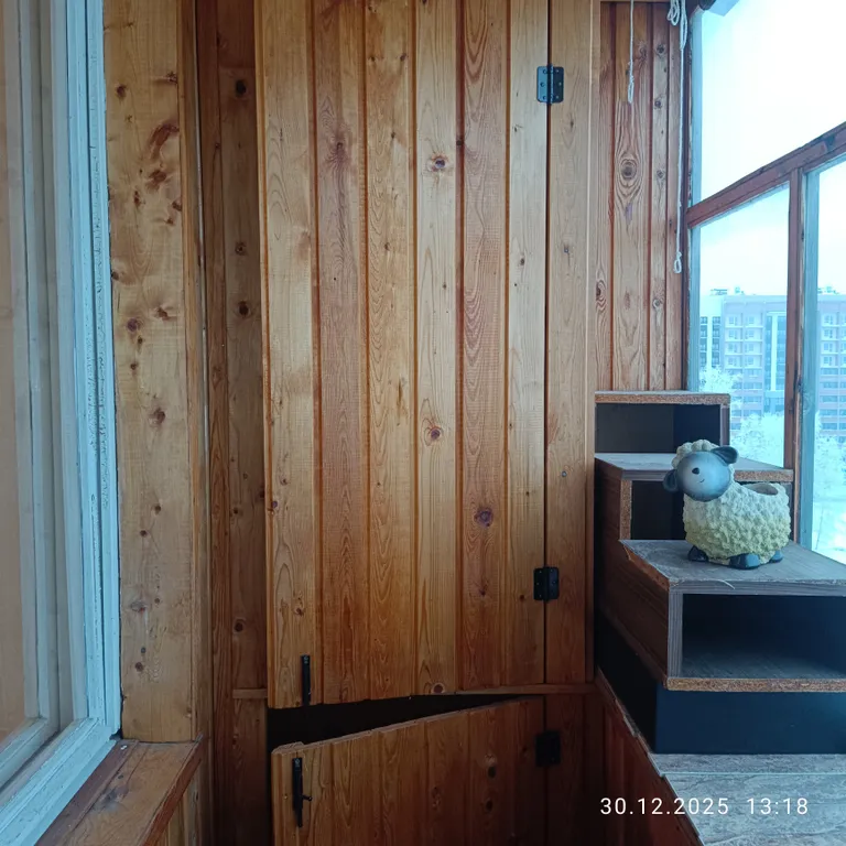 Уютная 2-комнатная, в спальном районе города, всё в шаговой доступности