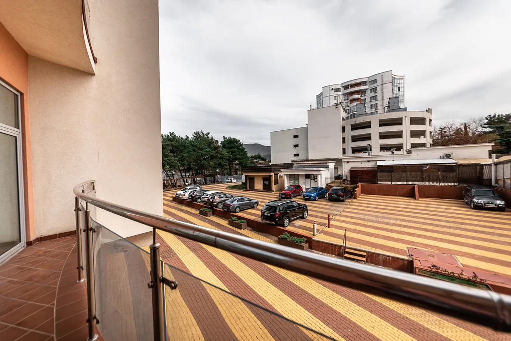 Квартира Квартира На берегу моря в ЖК Акватория с бассейном — Геленджик