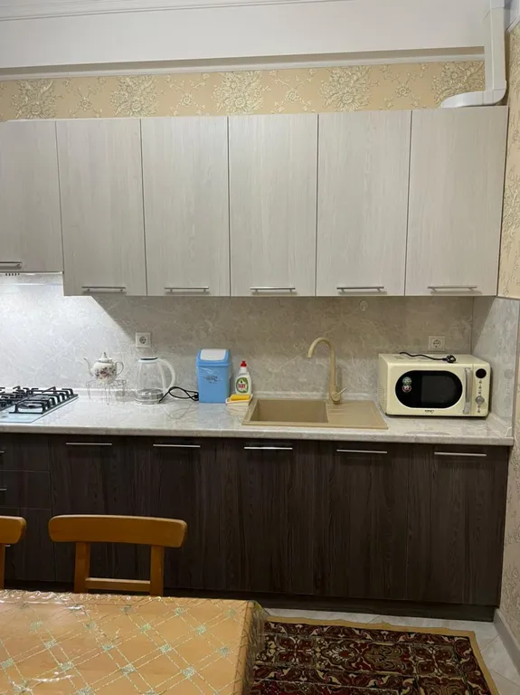 Квартира на берегу моря с видом на горы и крепость