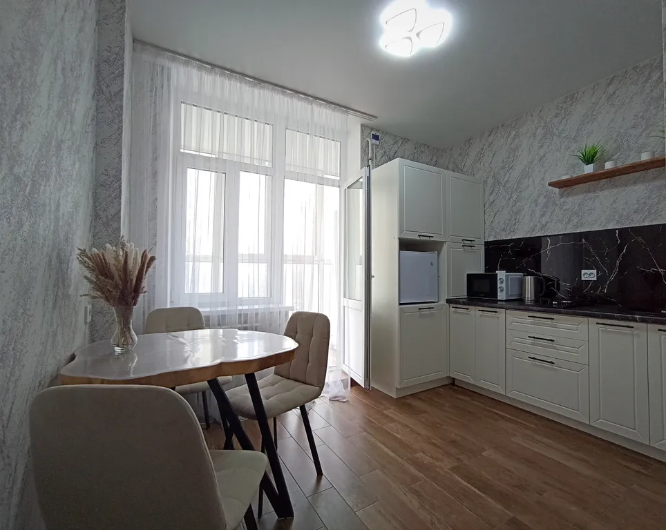 Уютная квартира в ЖК Российский рядом с фонтаном