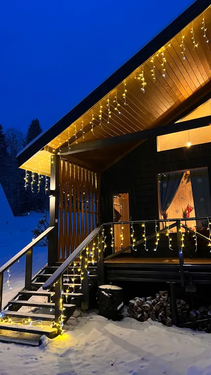 Дом с видом на озеро рядом с Ладожскими шхерами