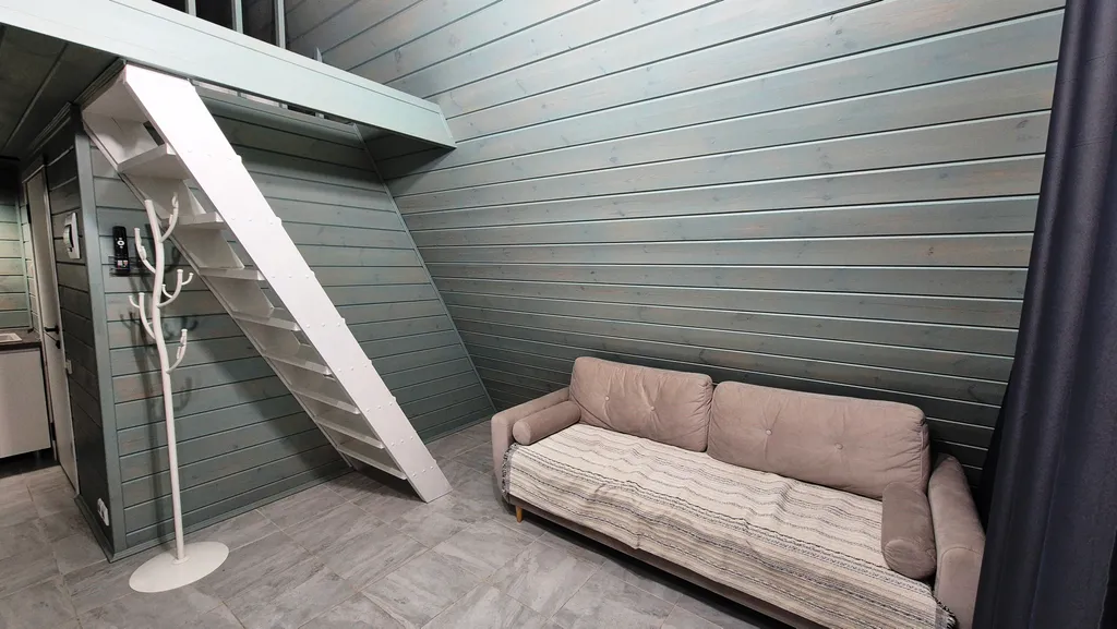 Дом в стиле A frame с чаном