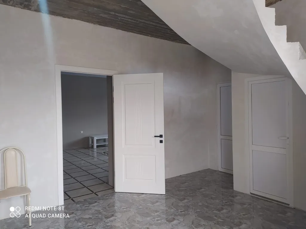 Дом у берега