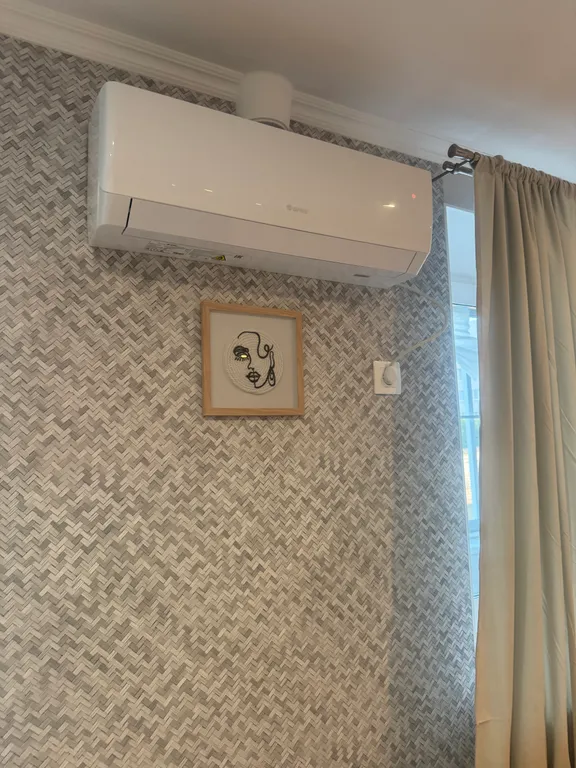 Уютная квартира в центре с кондиционером и бойлером