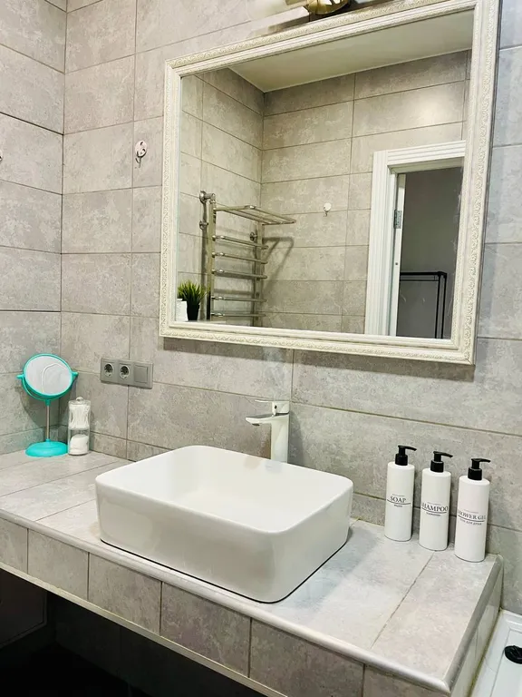 Уютная квартира у пруда