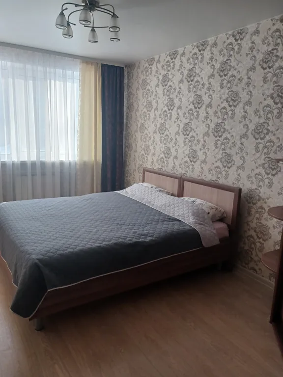 Уютная двухкомнатная квартира для отдыха и командировок рядом с УВЗ