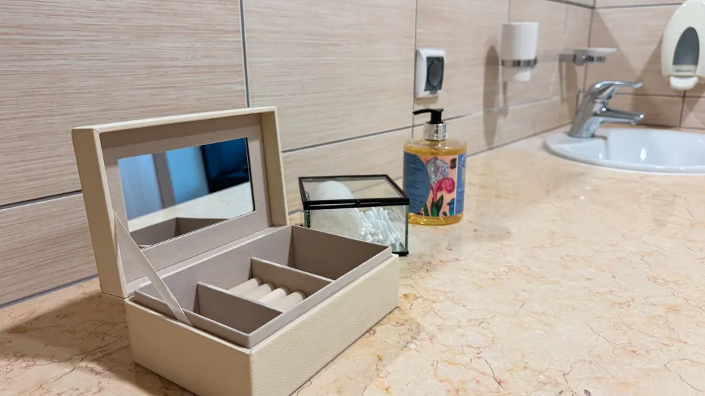 Апартамент 3-х спальный с балконами и панорамой моря