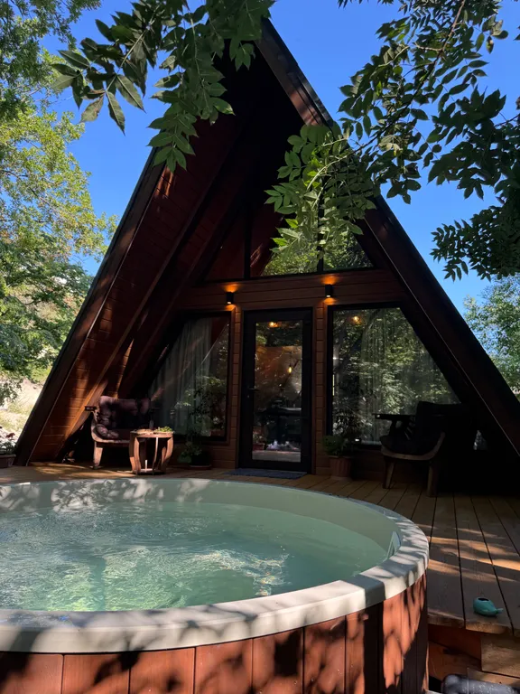 Треугольный дом в стиле A-frame