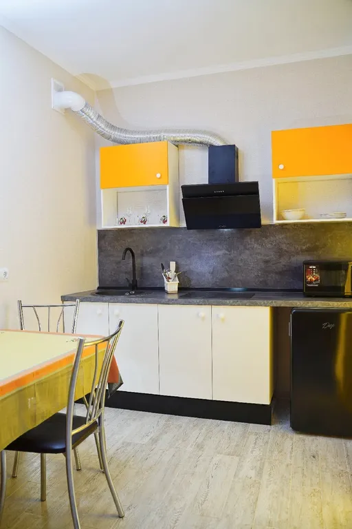 Квартира Уютная квартира-студия с диванчиком у жд вокзала и ТЦ Вавилон — Тверь