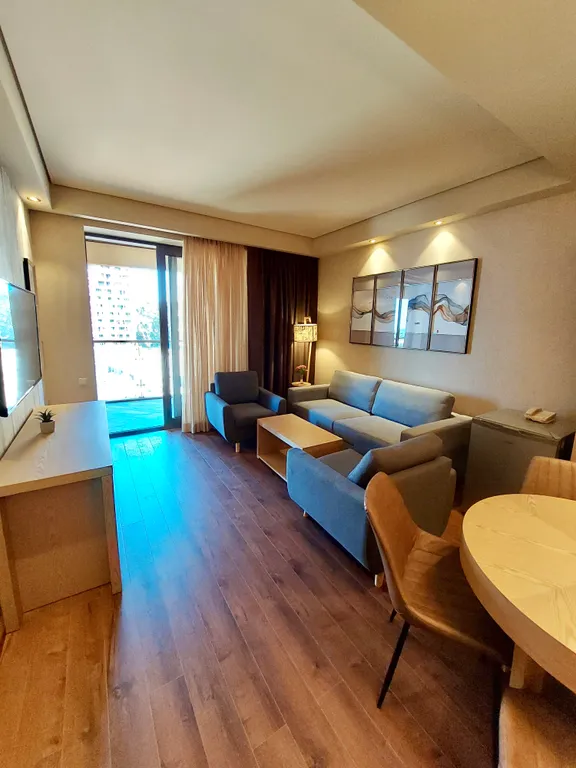 Элитные апартаменты с бассейном в Dreamland Oasis