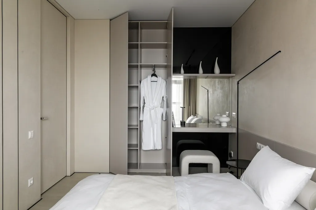 Премиум апартамент Loca loft с видом на пруд