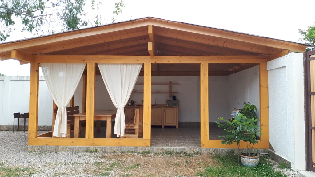 4-комнатный Дом