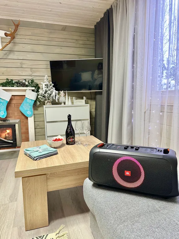 Коттедж Уютный домик в сосновом лесу — Кириши