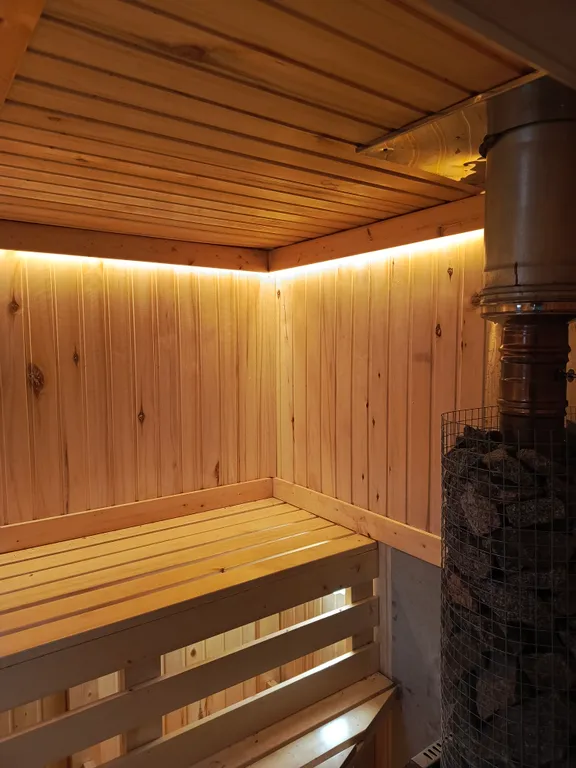 Коттедж Коттедж на базе отдыха Карловка — Чудово