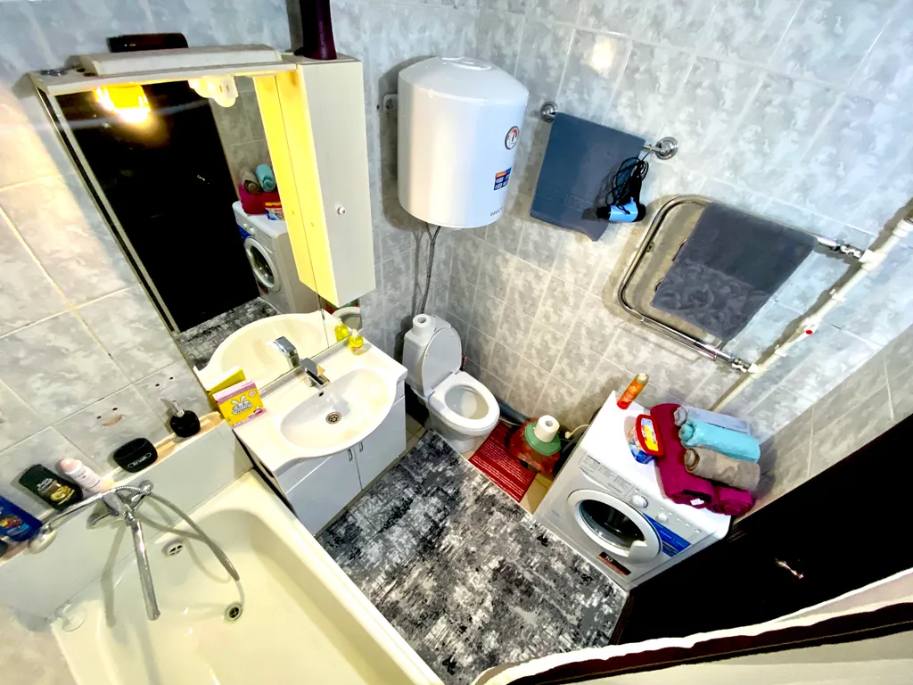 Первый дом от Волги на центральной Набережной