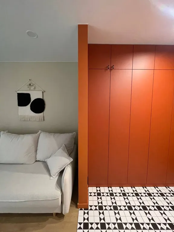 Яркая квартира у моря