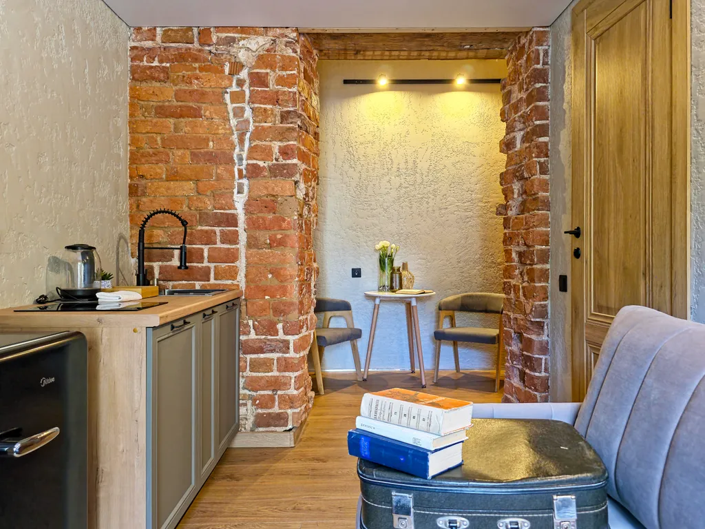 Двухкомнатный номер с изюминкой в бутик апарт-отеле Дом с гаргульями