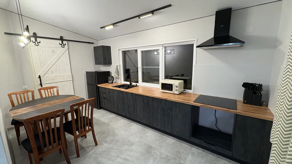 Коттедж Домик на море, тихое и спокойное место, дубовая роща — аренда посуточно в Лермонтово