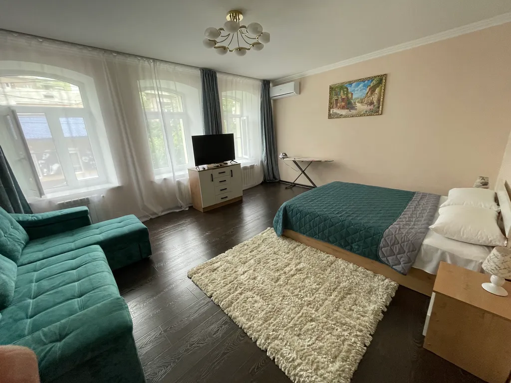 Уютная 2-я квартира в гостевом доме в самом центре