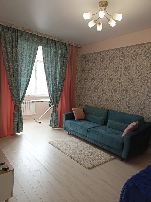 Уютная квартира в центре города, с видом на море